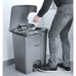 Cos de gunoi profesional cu pedala Polipropilena 68 litri Hendi 490x410x(h)660 mm