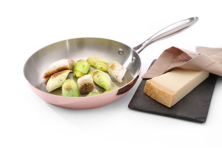 Tipuri de tigăi necesare într-o bucătărie profesională